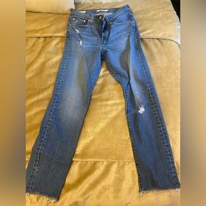 Levi’s released hem Wedgie Fit Jeans